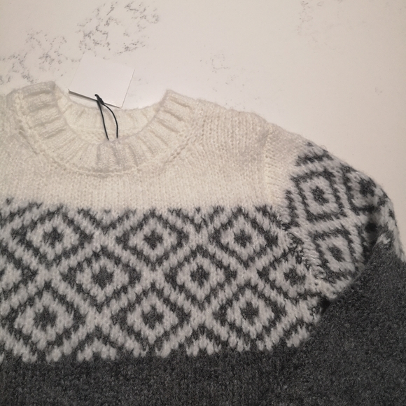 Zara girl Grey and white cozy sweater - Picture 6 of 8